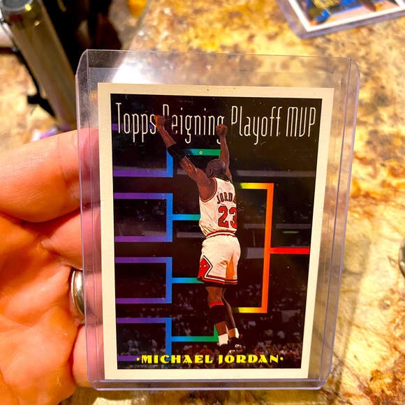 Michael Jordan - Picture 1 of 2